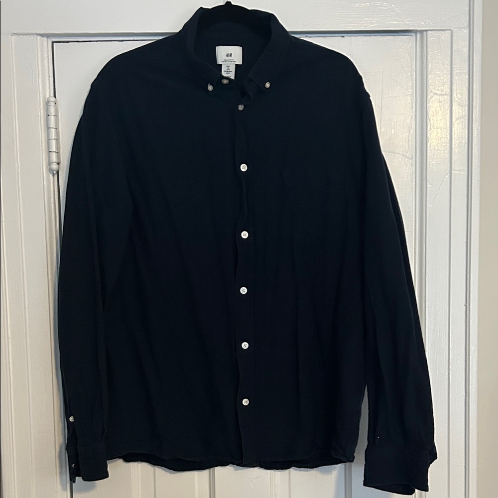 H&M Men's Dark Blue Casual Button Down Shirt